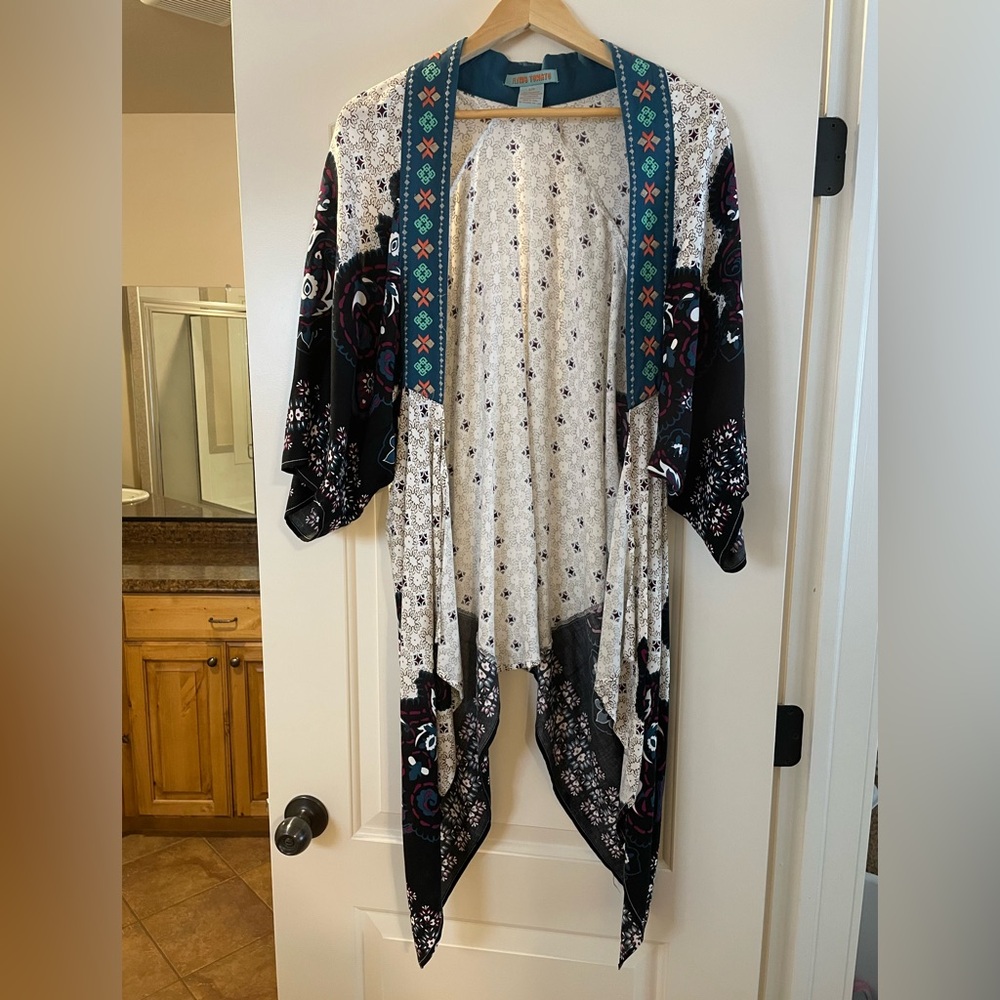 Flying Tomato Kimono